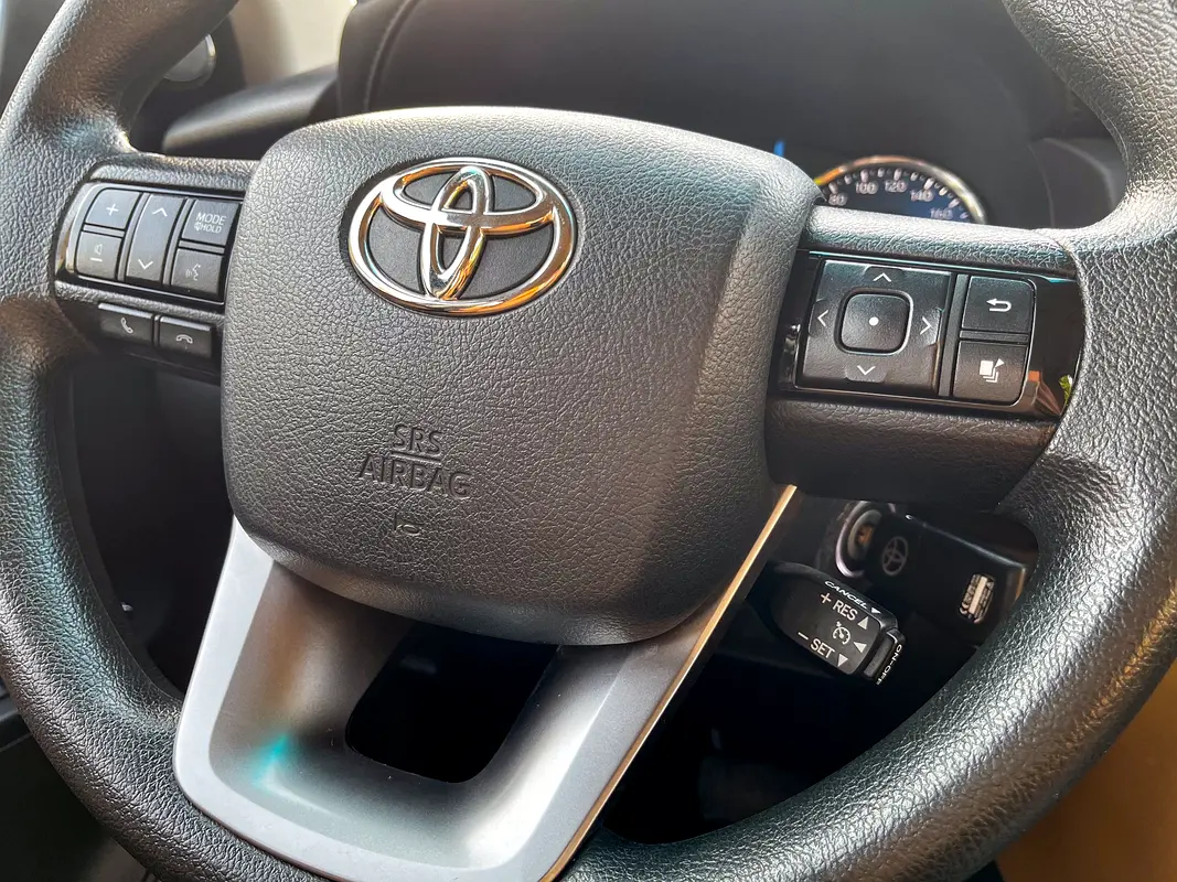 Toyota Fortuner 2024