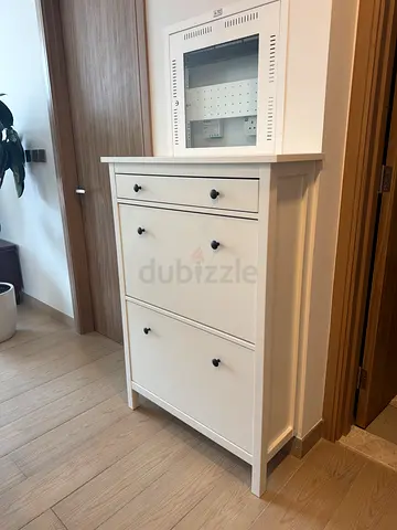 White Wooden Shoe Cabinet with 3 Drop-Down Compartments