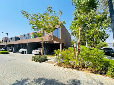 Spacious 3BR | All Master Bedrooms | Corner Unit