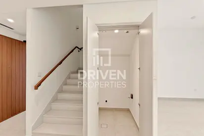 Premium Location | Single Row | Facing Amenities