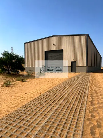 للبيع ارض بالعرقوب الصناعية 10000 قدم موقع مميز قريب الشارع القار