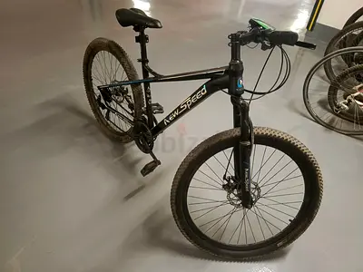 Used NewSpeed Mountain Bike - 26, 21-Speed, Disc Brakes