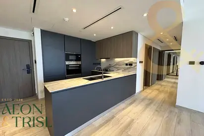 2 + Maids | Prime Location | Vacant And Brand New