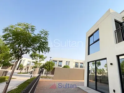Brand New 3BR Townhouse |with Private Garden |