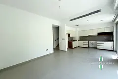 SINGLE ROW VILLA | CORNER UNIT | VACANT