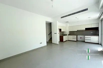 SINGLE ROW VILLA | CORNER UNIT | VACANT