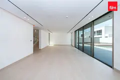 CLOSE TO AMENITIES|SPACIOUS LAYOUT|CLOSED CAR PARK