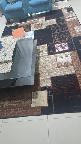 Modern geometric area rug - good condition
