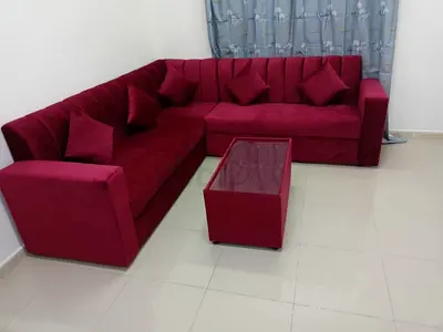 Brand new L-shaped red velvet sectional sofa with coffee table -