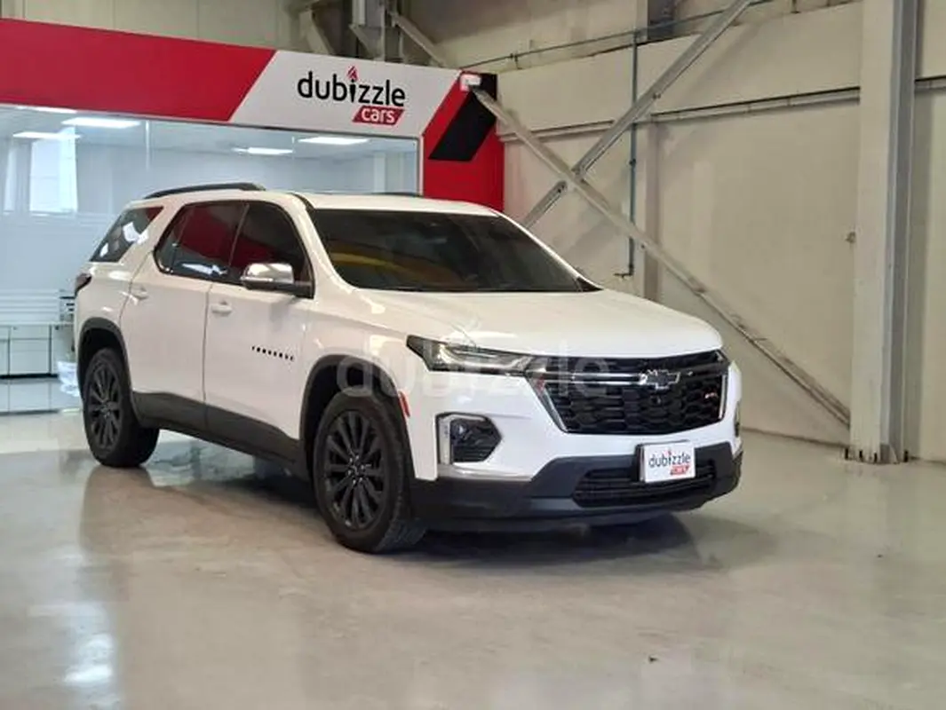 Chevrolet Traverse 2022 — photo 1 of 12
