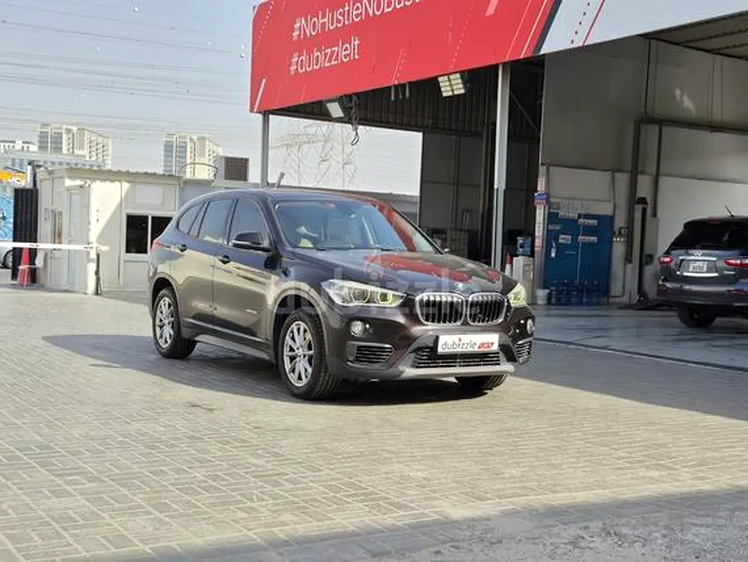 BMW X1 2016 — photo 1 of 12