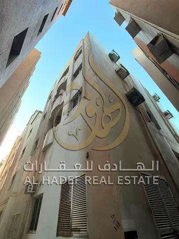 🏢 بناية استثمارية للبيع في بوطينة – حي الشرق | الشارقة ✨ فرصة استثمارية مميزة بعائد قوي في موقع حيوي