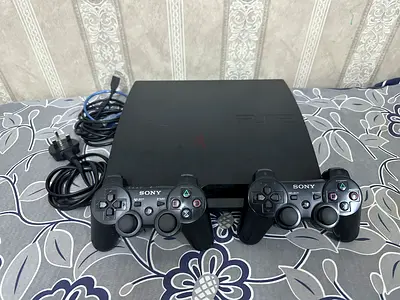 PS3 (300Gb) Jailbroken with FREE game store with 2 controllers,Power supply and charger