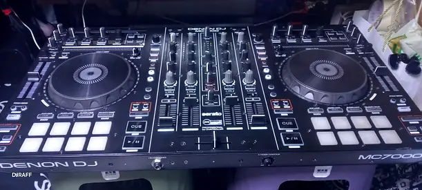 Denon DJ MC7000 4-channel DJ Controller in good working condition