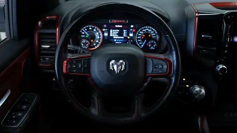 صورة 14 لـ 2021 RAM 1500