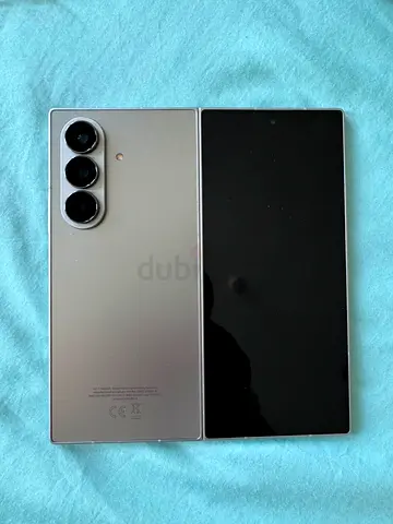 Samsung Galaxy Z fold 7 .Silver.256 Go - UAE version -New in perfect condition with all accessories