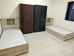 Executive ladies bedspace available - 1000aed (3 people sharing,all inclusive near madina mall)