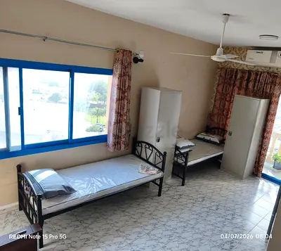 EXECUTIVE LADIES BED SPACE (SEWA AND WIFI INCLUDED)