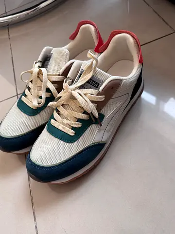 Men’s casual sport sneaker