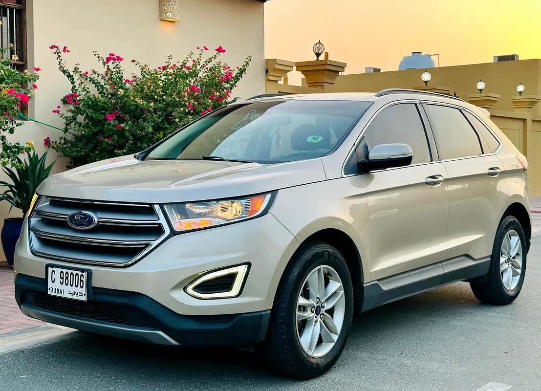 Ford Edge 2017 — photo 1 of 16