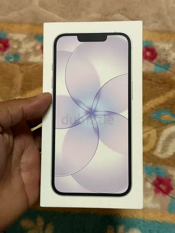 Iphone 17 E white 256 tdra uae