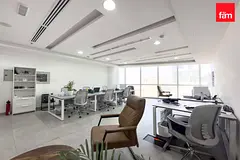 Mid floor office with lake view rented in 1 cheque
