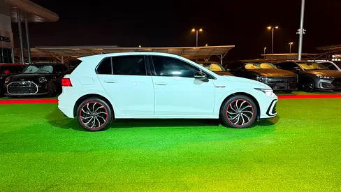 صورة 16 لـ 2022 Volkswagen GOLF R