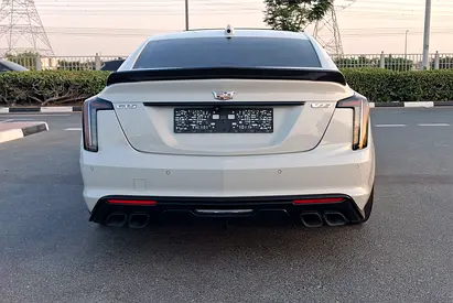 صورة 4 لـ 2022 Cadillac CT5