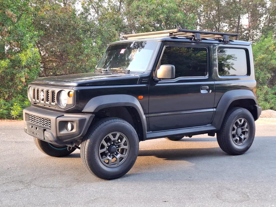 Suzuki Jimny 2020 — photo 1 of 12