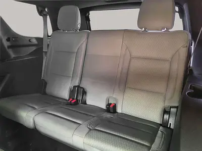 صورة 13 لـ 2021 GMC YUKON