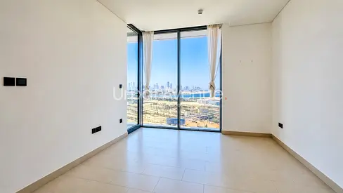 Amazing View | Upper Floor | Vacant | Negotiable
