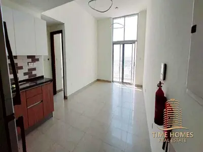 Unfurnished | Vacant | High Floor