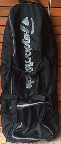 Taylermade XL golf travel bag
