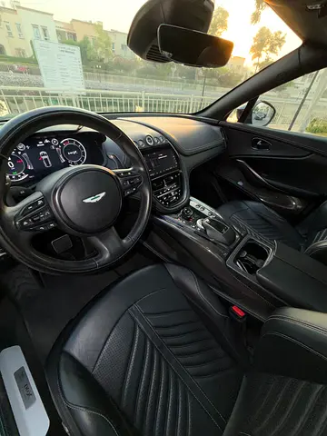 2024 Aston Martin DBX — миниатюра 16