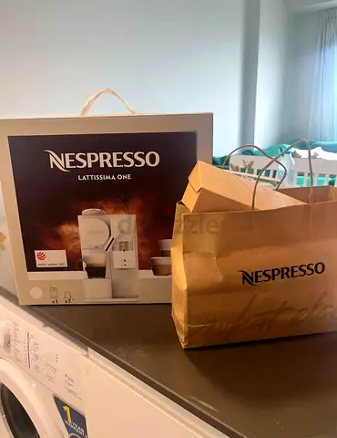 Nespresso Lattissima One Coffee Machine