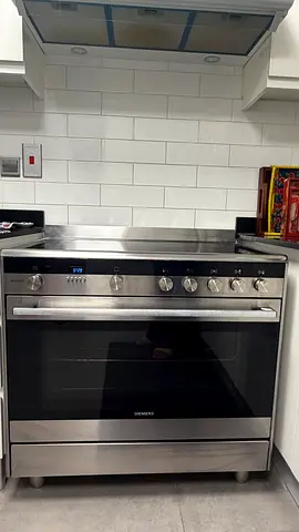 Siemens Electric Ceramic Top Stainless Steel Oven