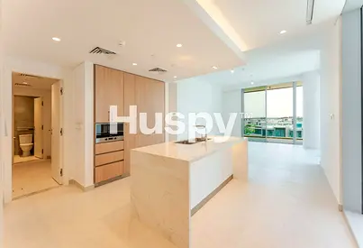 Vacant | Corner Unit | Resort Style Living