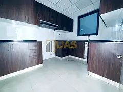 CHARMING 2BHK BEST FINISHING CLESN BUILDING HOT OFFER