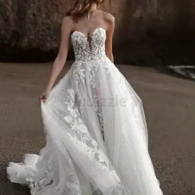 Allure Bridals Abella Ivory Lace Wedding Dress – Worn Once, Excellent Condition