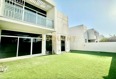 End Unit | Vacant | Prime Location