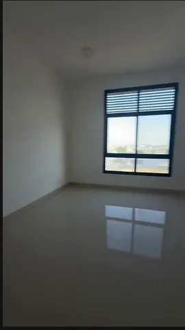 أول ساكن_مطبخ مغلق_2 بلكونه باطلاله مفتوحه_3حمام_باركن خاص_مناسبة للعائلات