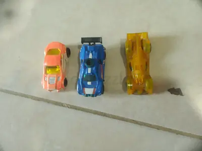 Set of 3 Small Toy Cars - Mixed Colors