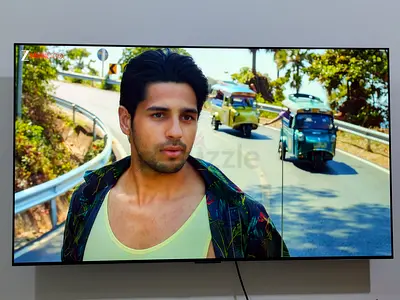 55-inch LG C2 Oled TV in very good condition