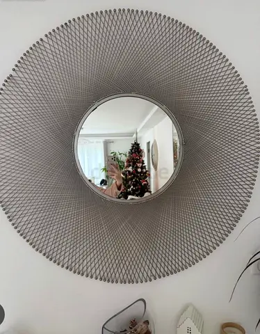 The One accent silver wall mirror - 115cm diameter