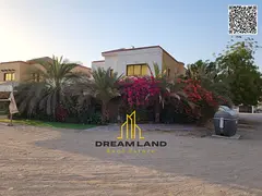 Corner villa for sale with electricity, water, and air conditioning, 5000 sq ft, freehold ownership 