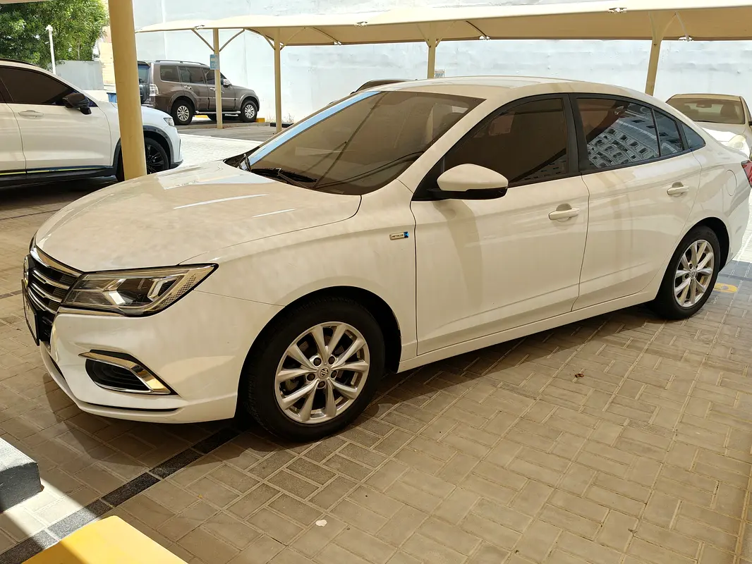 MG MG5 2023 — photo 1 of 3