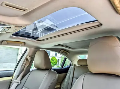 صورة 13 لـ 2015 Lexus ES-SERIES