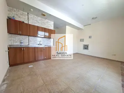 Close to safri mall studio for family good location centrel gas muwailih
