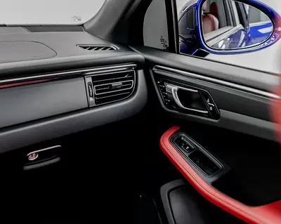 2024 Porsche MACAN — миниатюра 15