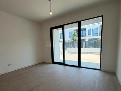 Close to Pool & Park | Brand New | Spacious